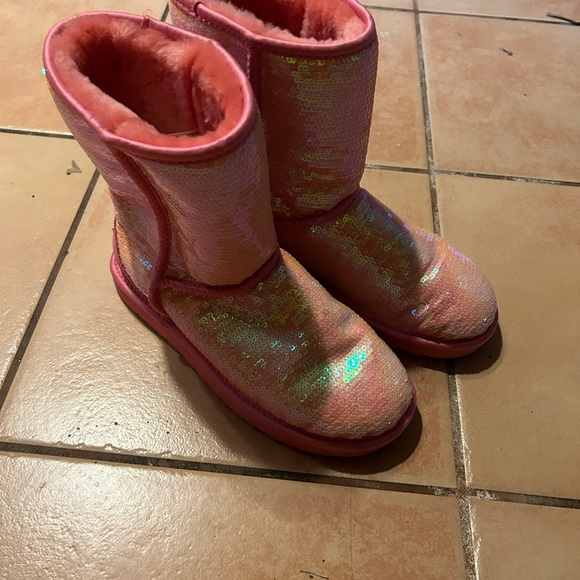 Pink sequin Ugg boots size 7 - Picture 2 of 2